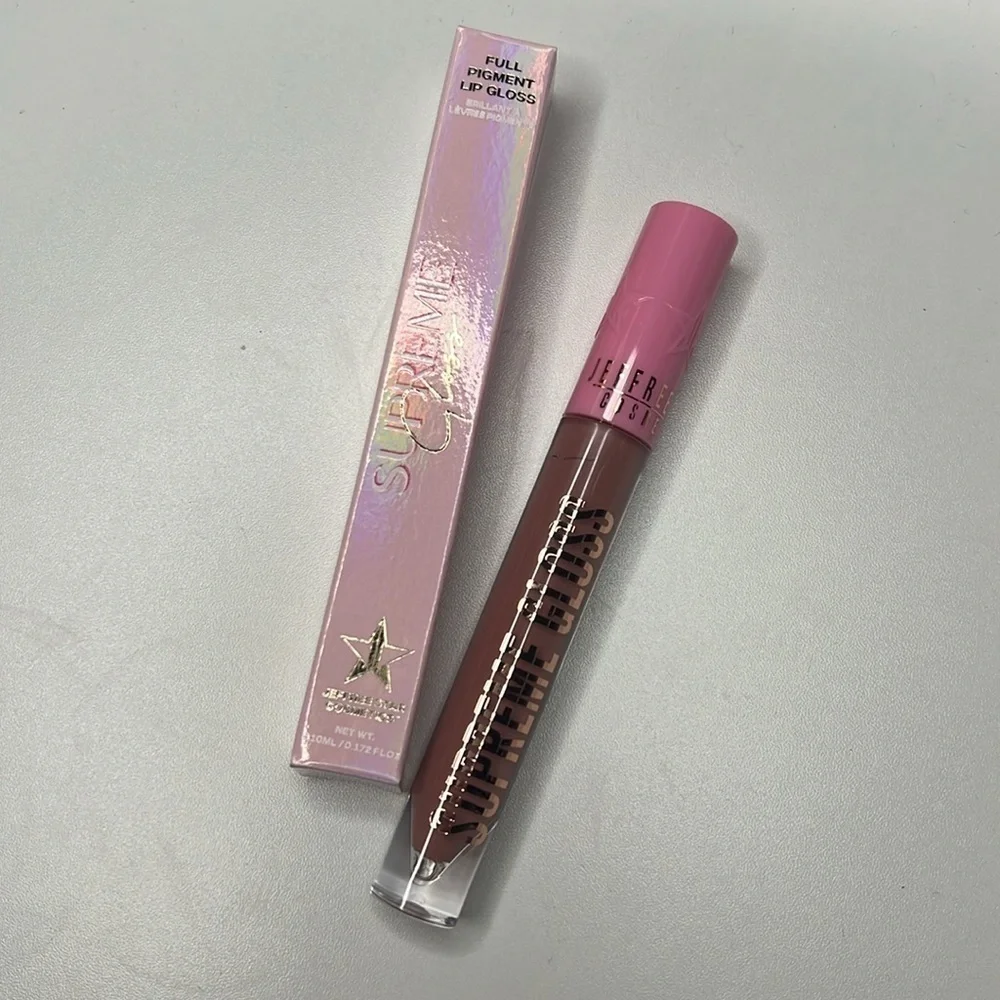 Jeffree Star Cosmetics Supreme Gloss in Shade House Tour (Soft Peach-Pink Nude)